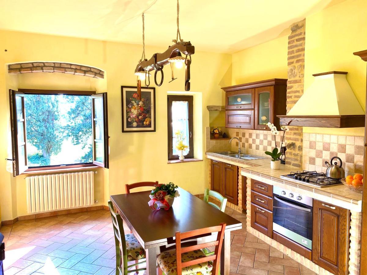 Agriturismo L'Antica Quercia Pomarance Ngoại thất bức ảnh