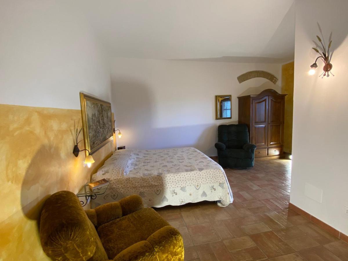 Agriturismo L'Antica Quercia Pomarance Ngoại thất bức ảnh